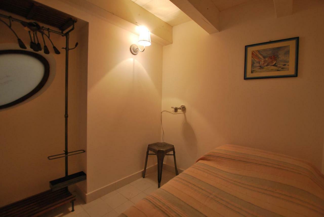 Discesa Delle Capre Studio Confort ปาแลร์โม ภายนอก รูปภาพ